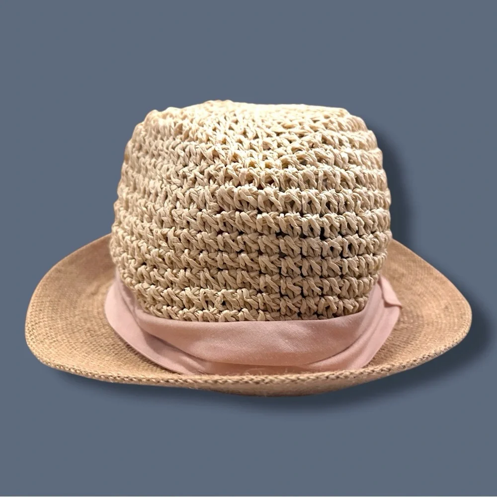 EUC Steve Madden Woven Flip Brim Fedora in Cream & Soft Pink. Size OS ๐ - Picture 9 of 10